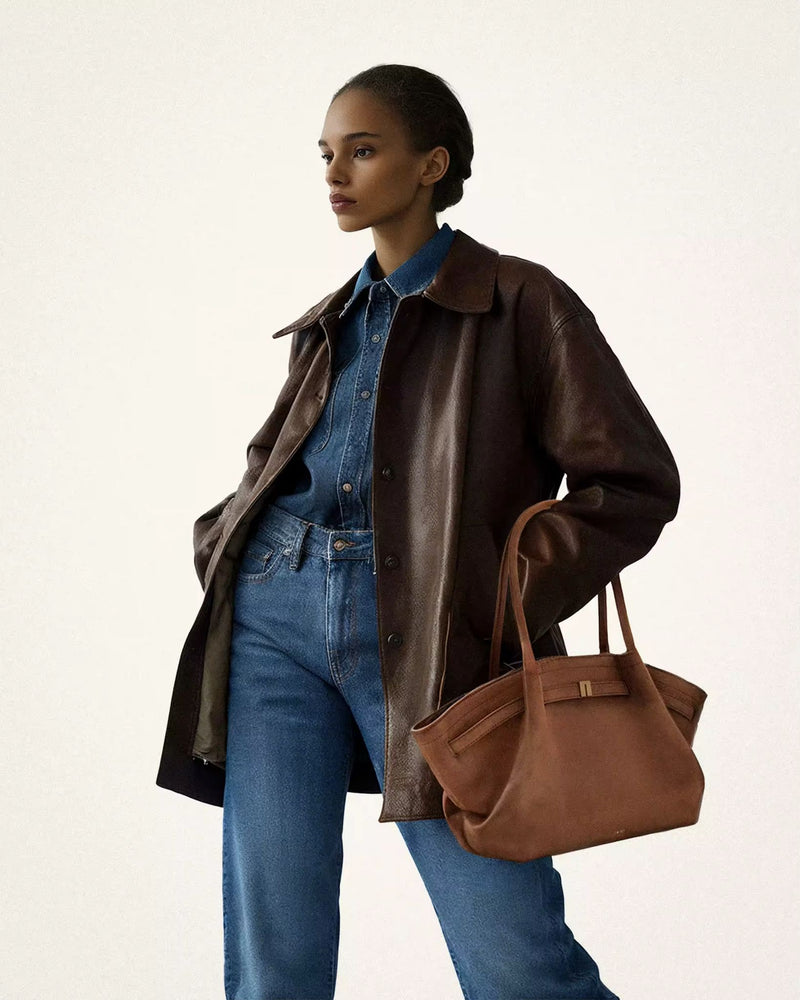 Soft interior of Toscana Tote with phone pocket and beige lining
