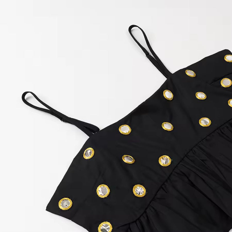 Summer fashion 2025 – black ZAYA set styled for resort or city evenings