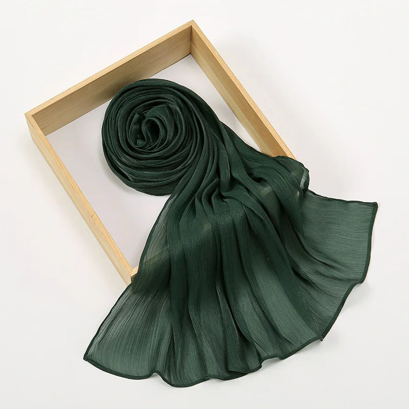 Chiffon hijab on model – airy, elegant and timeless look