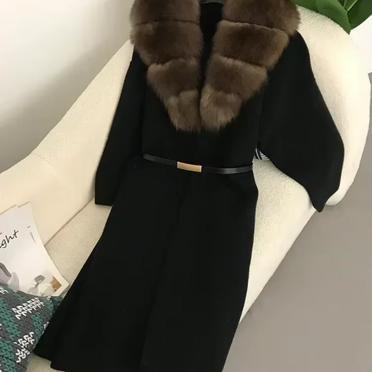 Elegant Coat with Fox Fur Collar              Chic&Charm