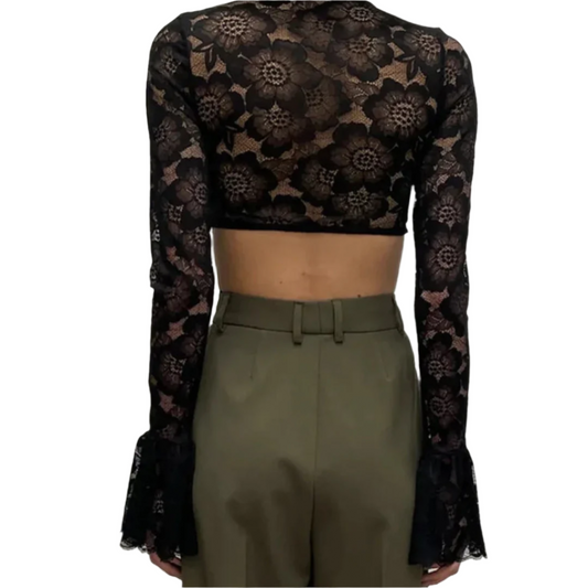 Lace Blouse                                                Chic&Charm