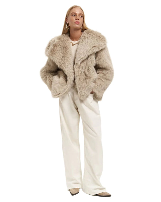 Mara Faux Fur Jacket                            Chic&Charm