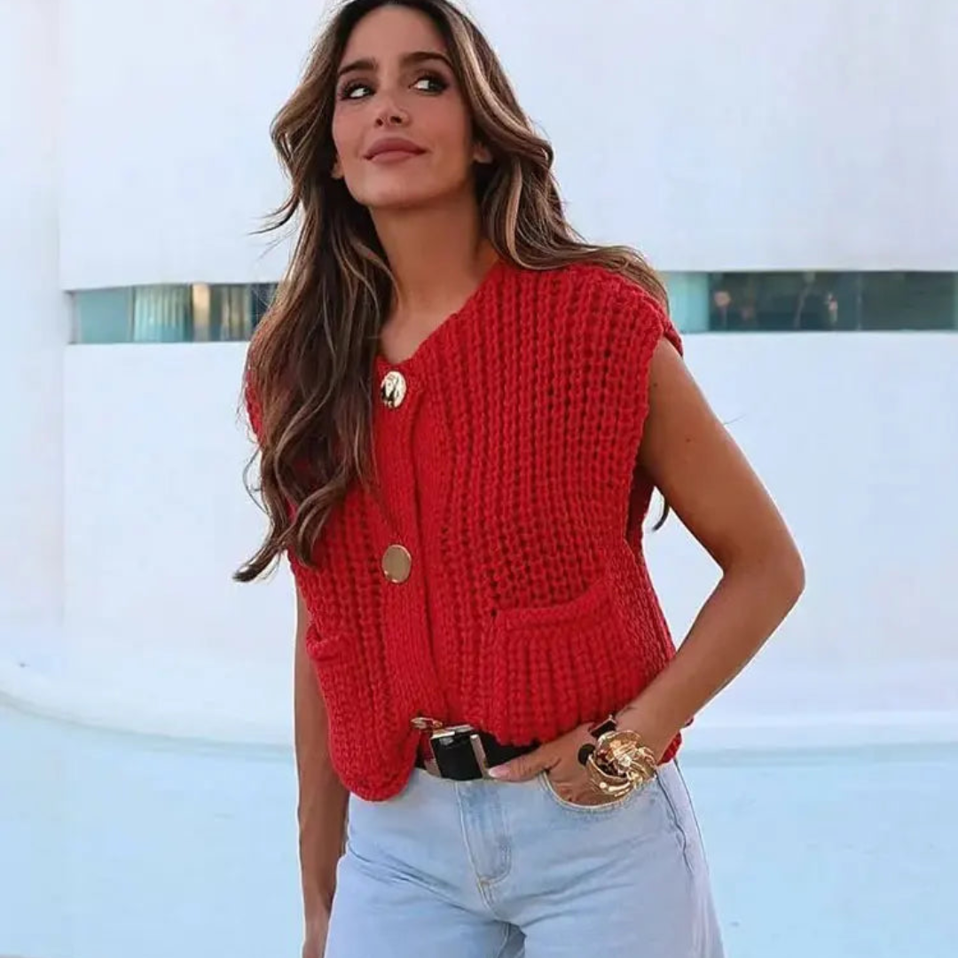 Red Vest                                                       Chic&Charm