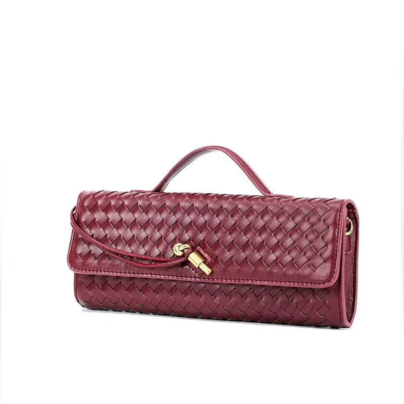 Fashionable Quilted Handbag with Comfortable Top Handle - Size 31x7x13 cm for Daily Essentials
