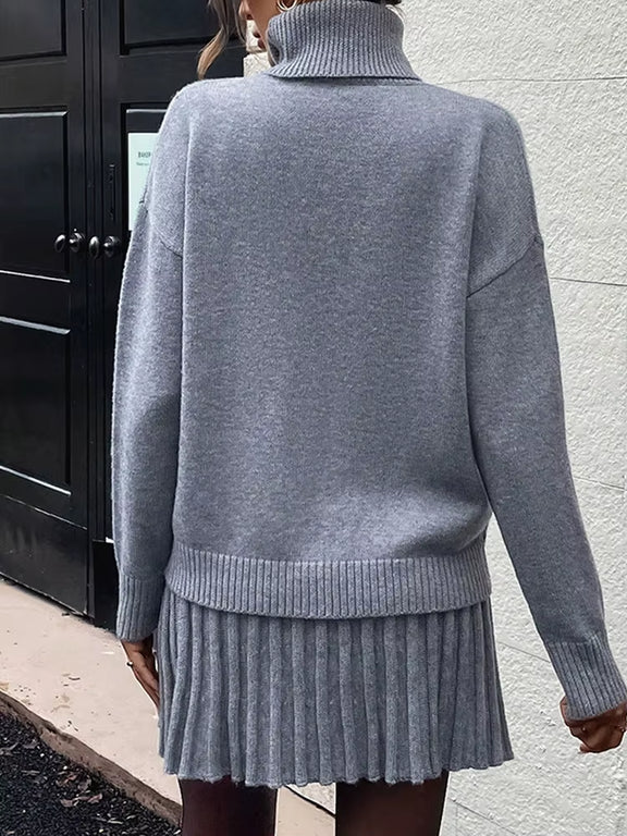 Cozy Grey turtleneck sweater for women in a casual two-piece set, perfect for autumn and winter styling, ideal for café visits and stylish everyday looks.