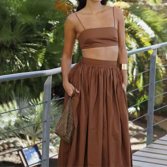 Dessert Linen women’s 2-piece summer set in nougat brown – breathable cotton-linen with maxi skirt and spaghetti strap crop top, boho chic look
