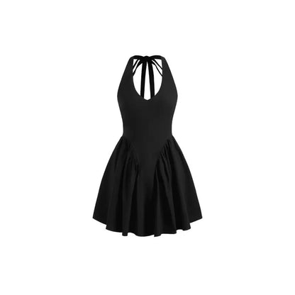 Simple neckholder dress with a chic back cutout, made from stretchy, soft jersey fabric. The dress offers a regular fit for all body types and is perfect for summer, parties, casual outings, and special occasions. Easy-care and durable, it maintains its shape after multiple washes.