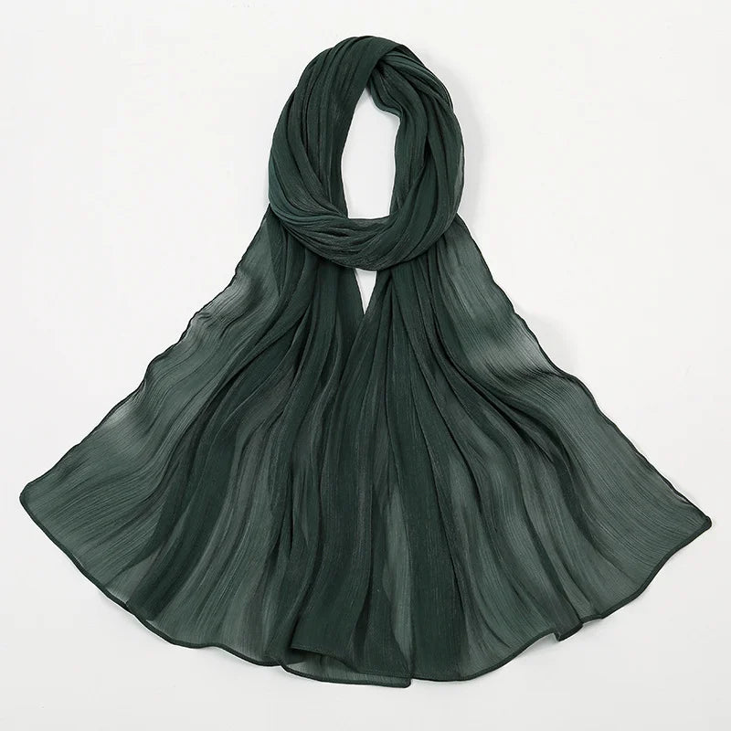 Chiffon hijab on model – airy, elegant and timeless look
