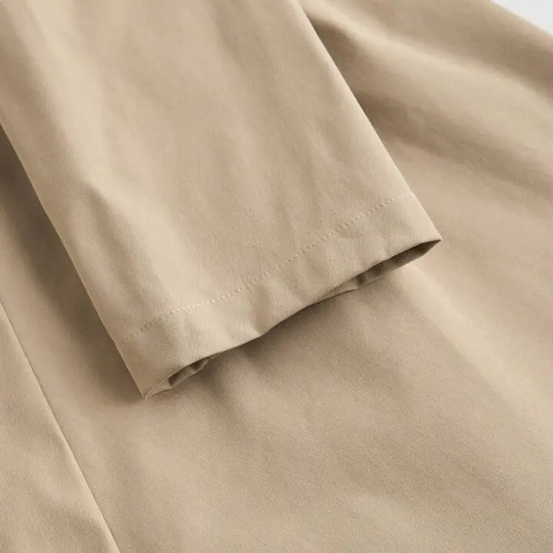 Mara midi blazer dress
	•	Padded shoulders dress
	•	Double-breasted dress
	•	Faux pockets
	•	Flat woven fabric
	•	Stylish dress
	•	Elegant midi dress
	•	Women’s blazer dress