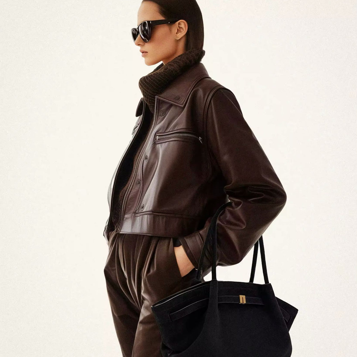 Toscana Tote size comparison with tablet and essentials