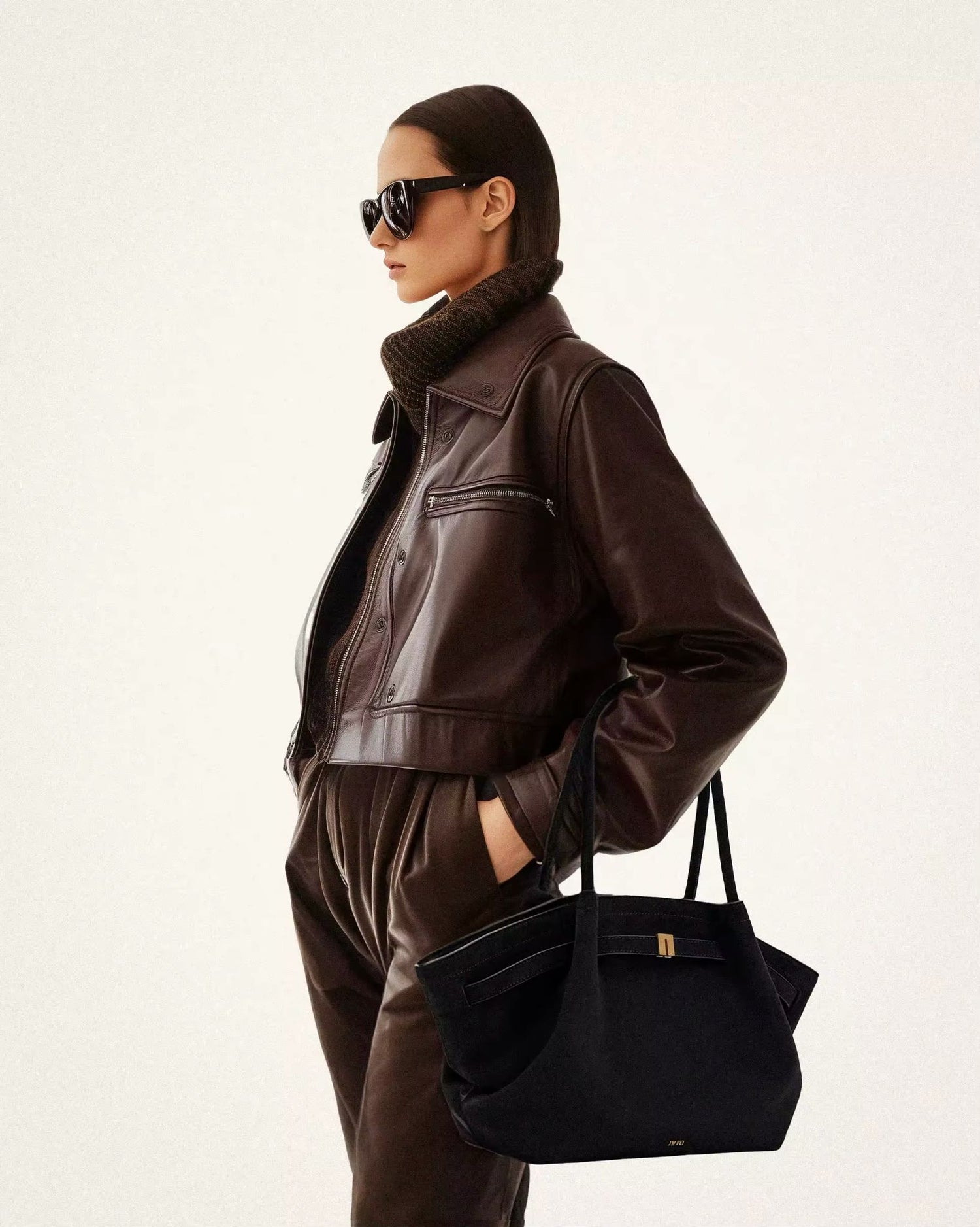 Toscana Tote size comparison with tablet and essentials